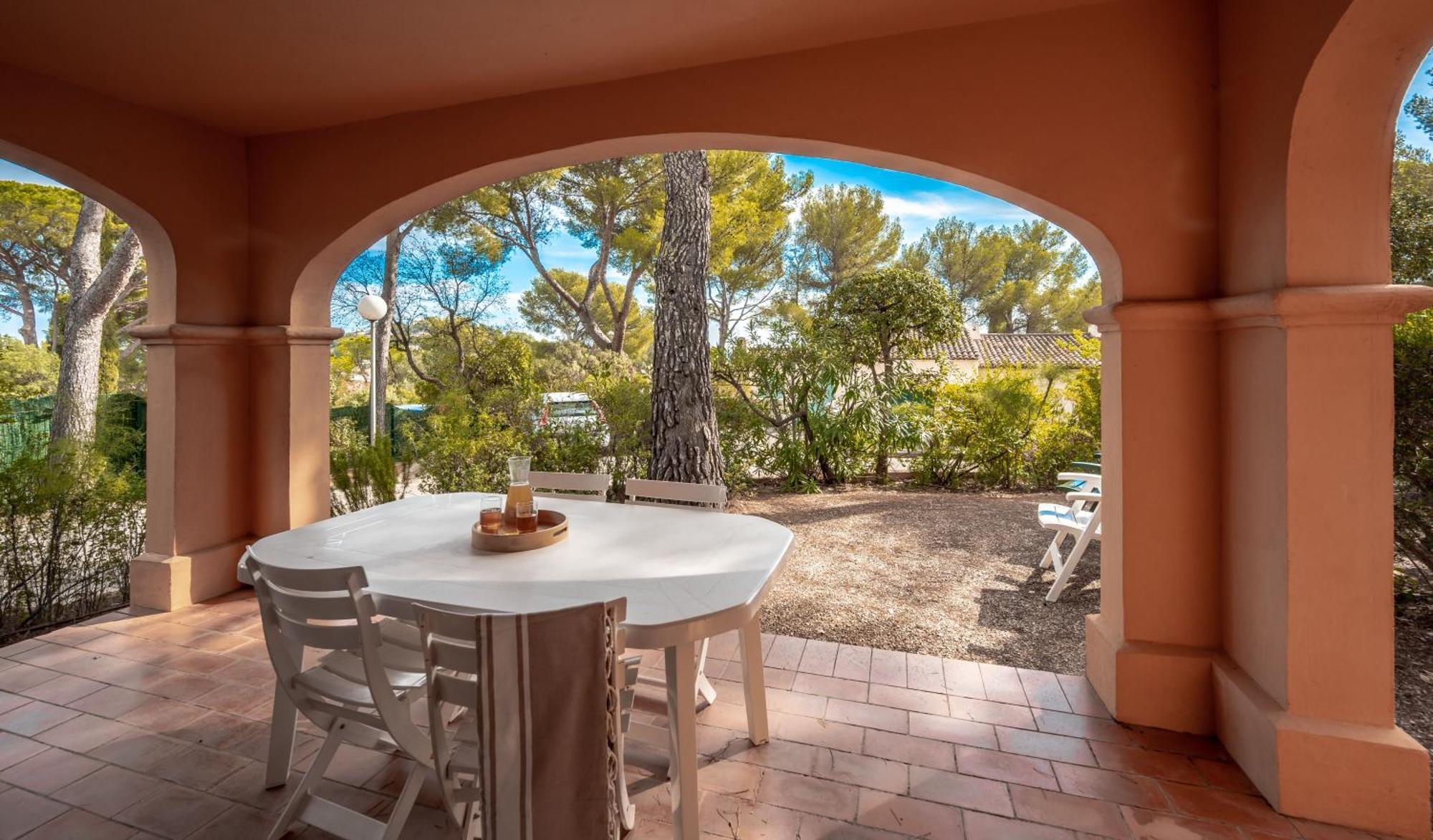 Residence Partenaire Le Domaine De Garlande Cavalaire-sur-Mer Exterior foto