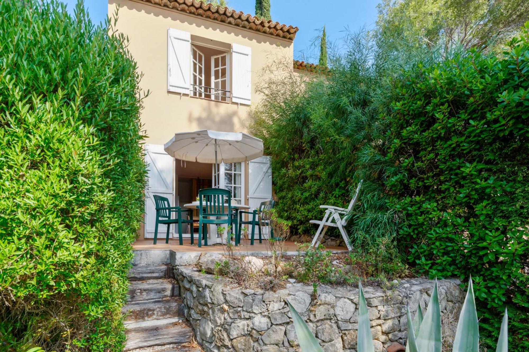 Residence Partenaire Le Domaine De Garlande Cavalaire-sur-Mer Exterior foto