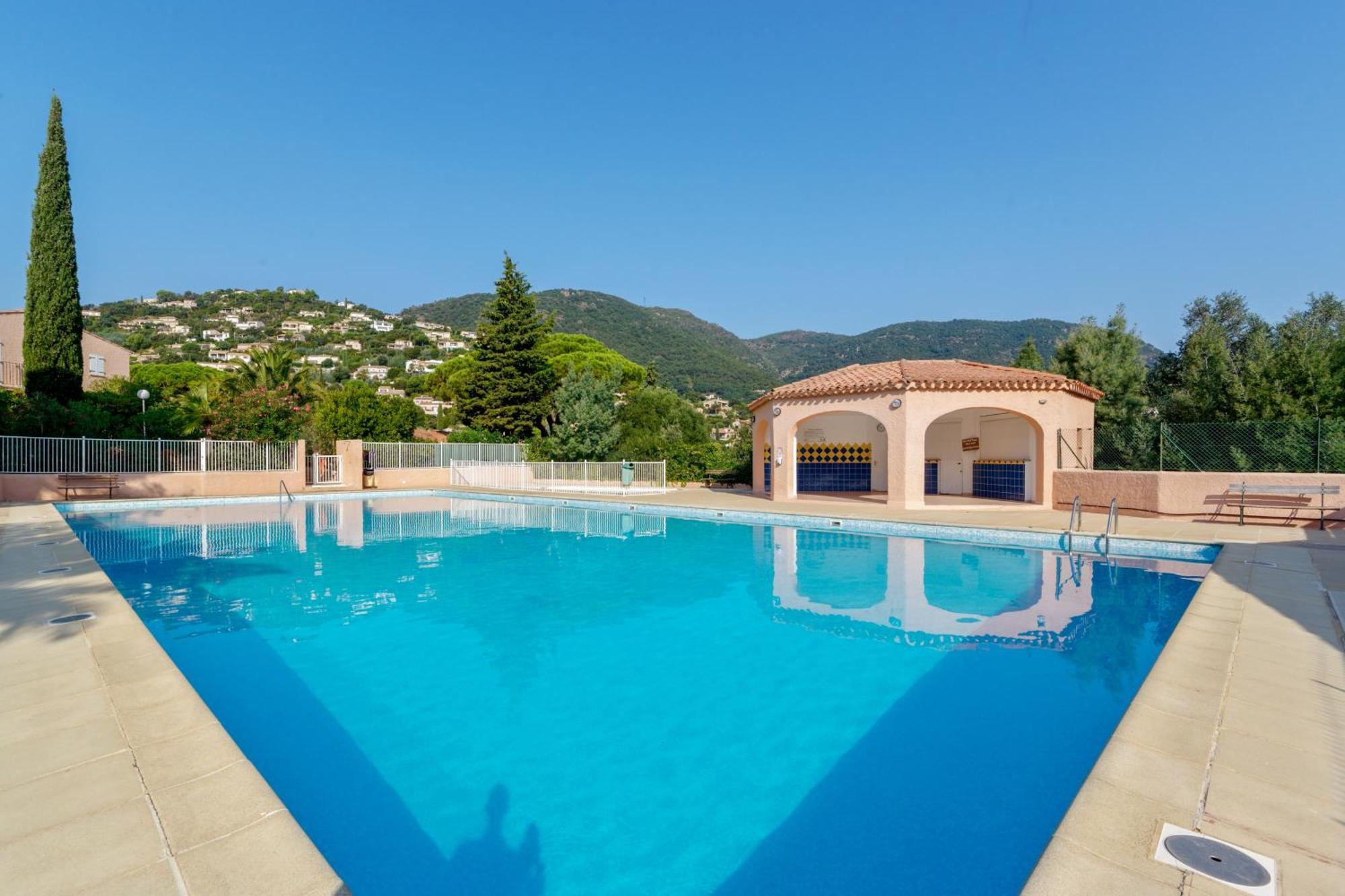 Residence Partenaire Le Domaine De Garlande Cavalaire-sur-Mer Exterior foto