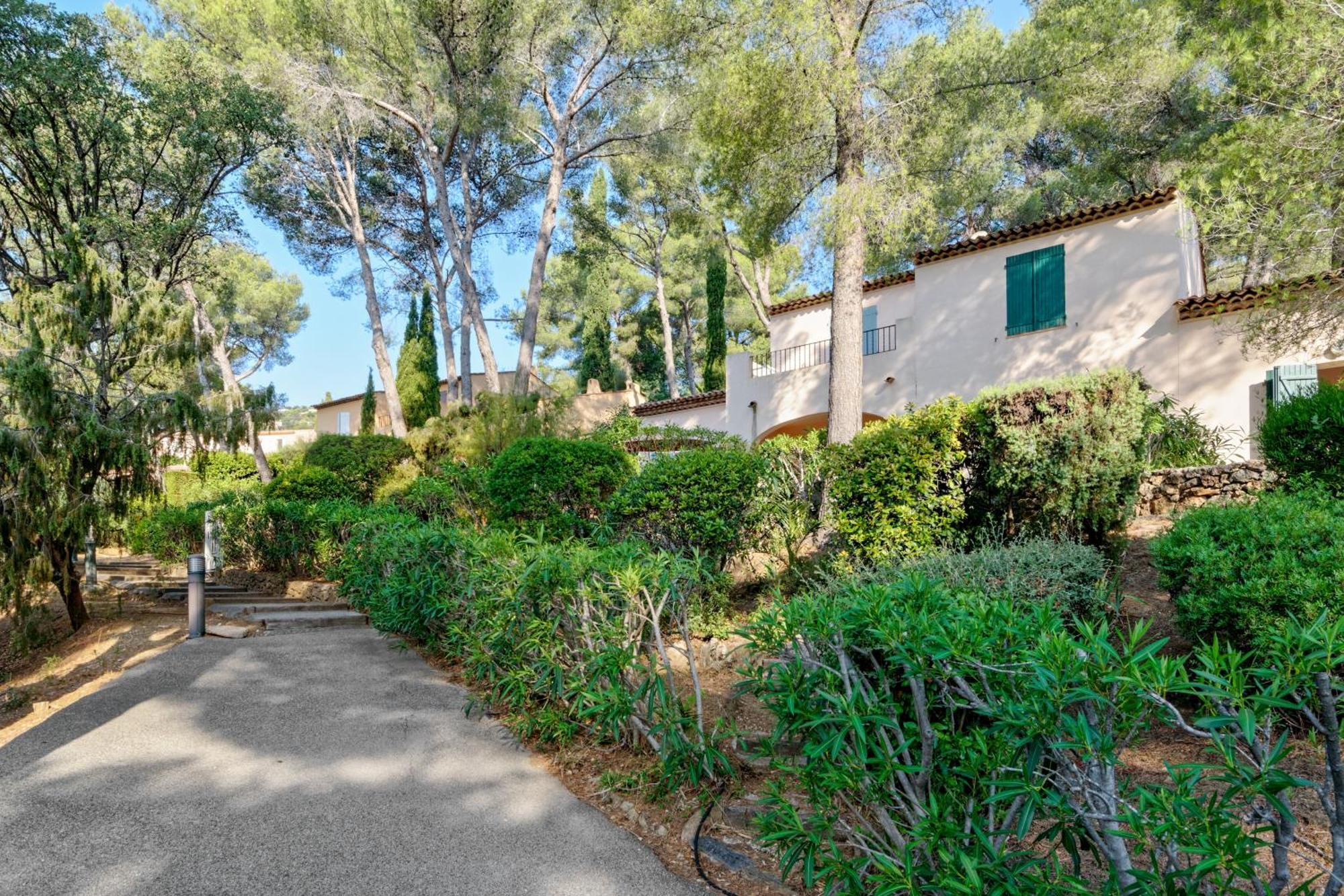 Residence Partenaire Le Domaine De Garlande Cavalaire-sur-Mer Exterior foto